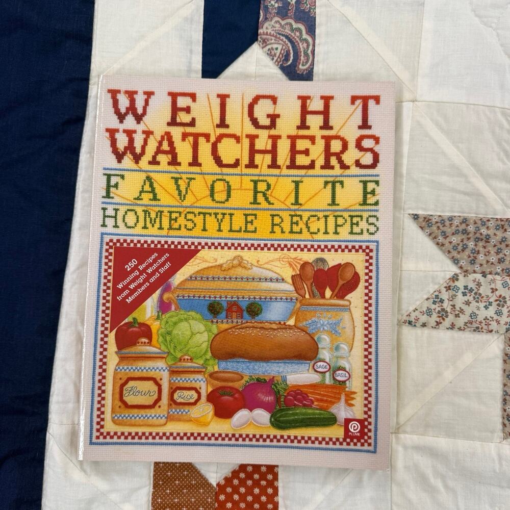 Weight Watchers Favorite Homestyle Recipes Hardcover Cookbook English Adults
